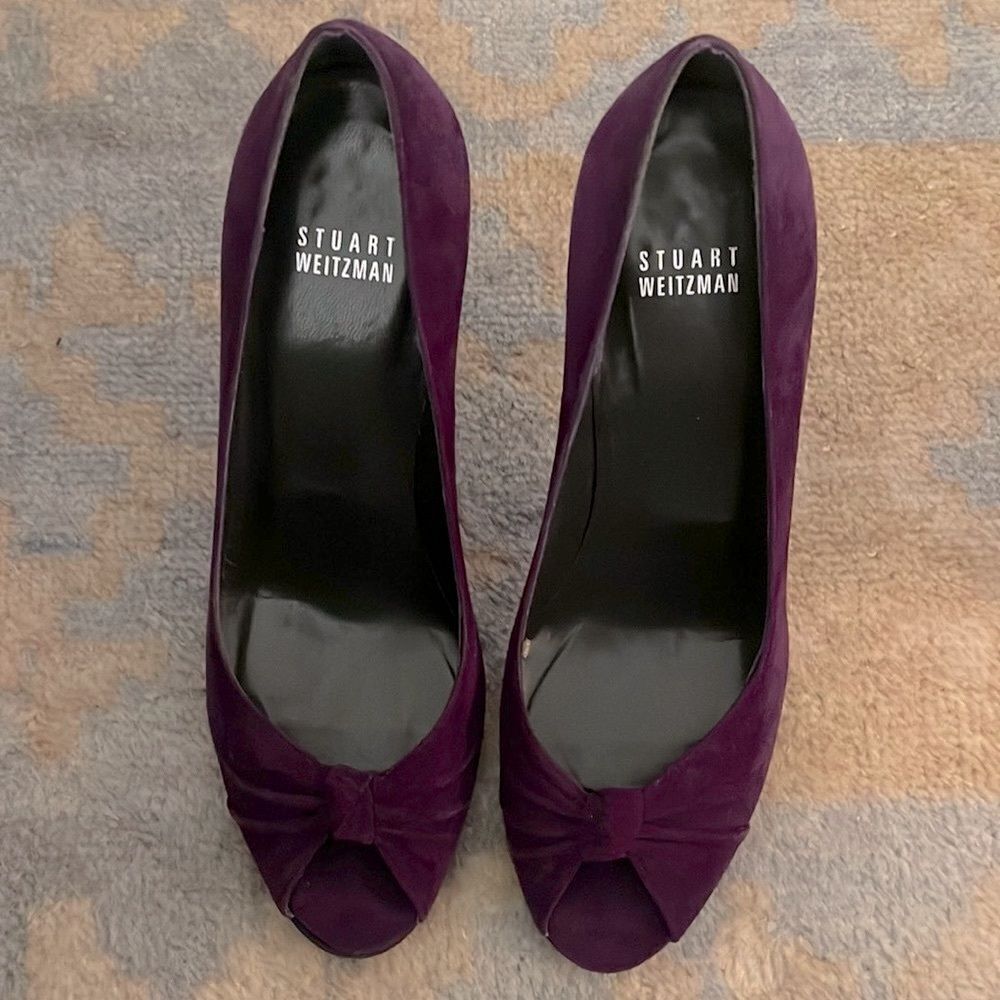 Stuart Weitzman Dark Suede Peep Toe Pumps Size 8 1/2